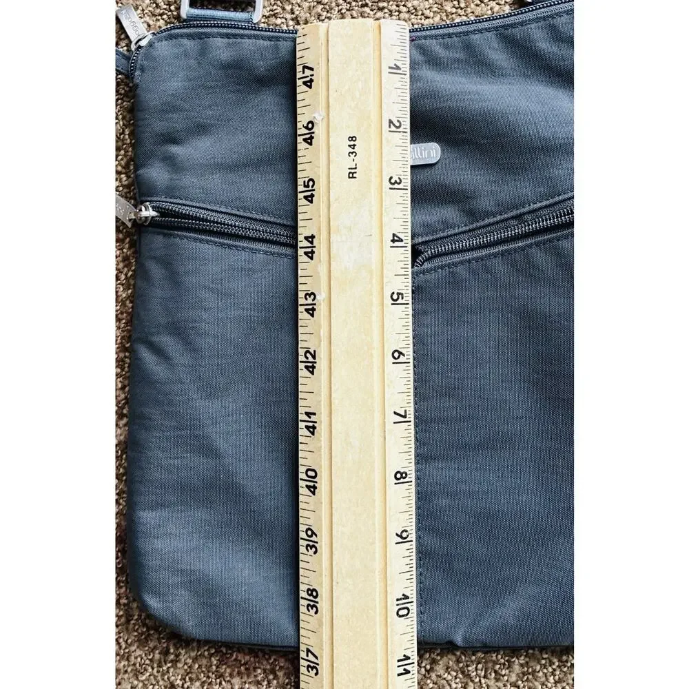 Baggalini Horizon Gray Bag has Pkts,Slip Pkt Zippers Hot Pink Lining Crossbody - Picture 7 of 8